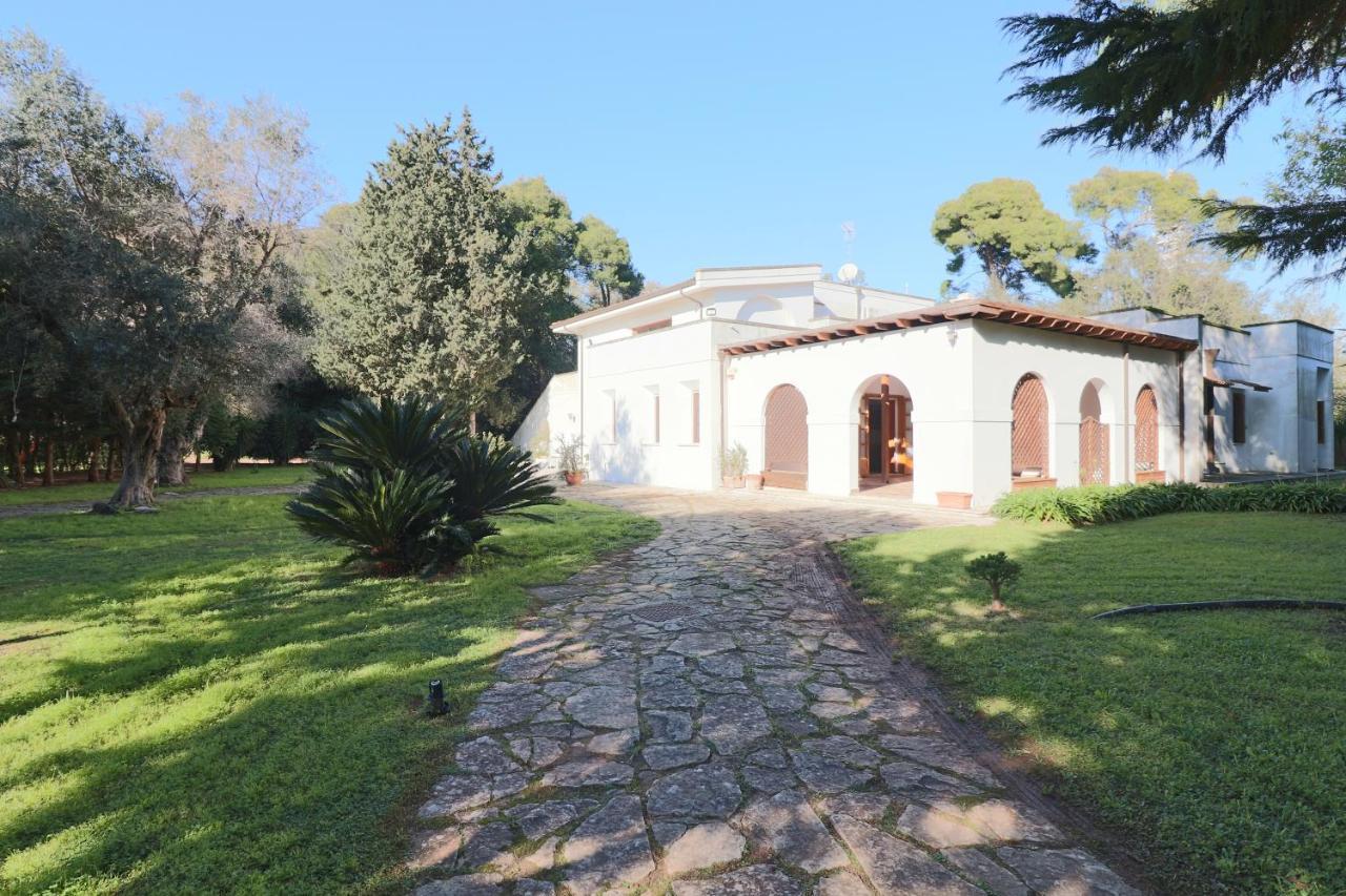 Relais Delle Rose Bed and Breakfast Lecce Buitenkant foto